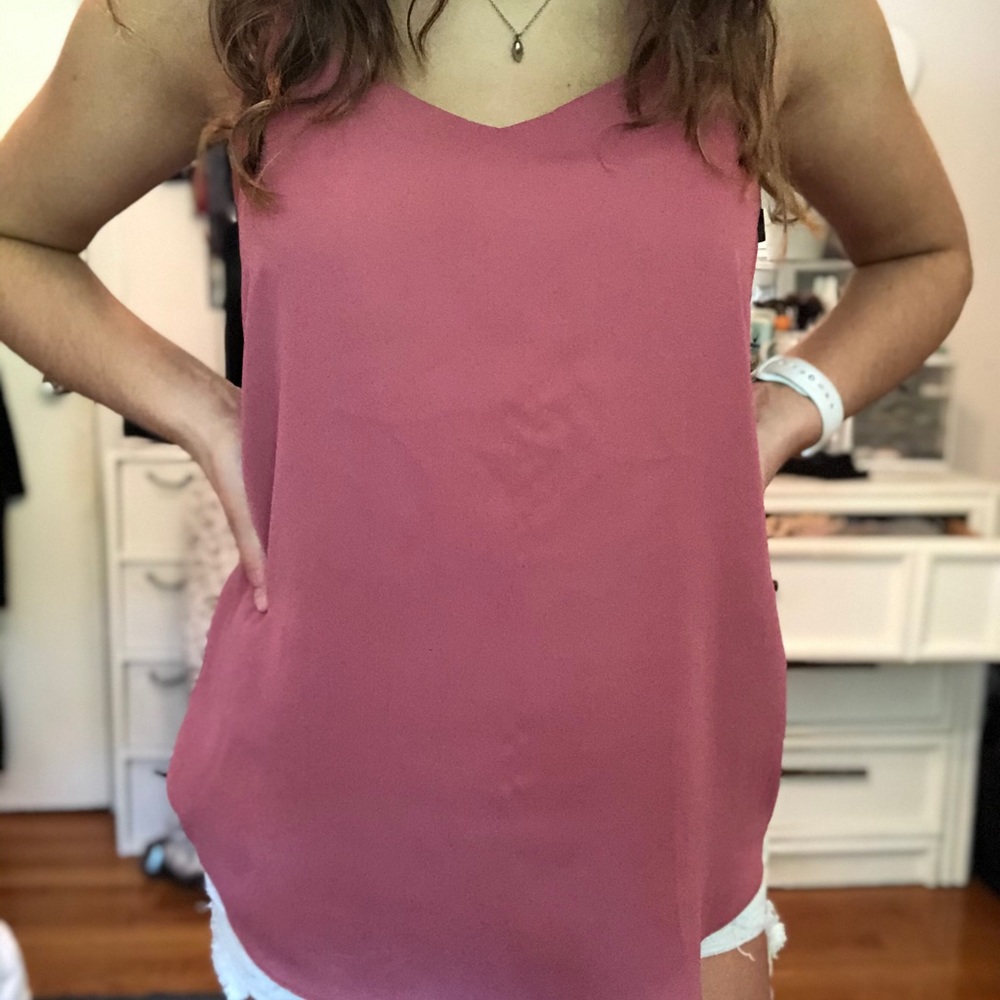 Small pink tank
